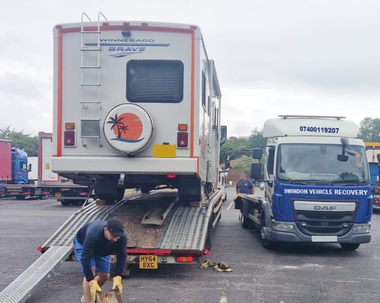 Swindon Vehicle Recovery Horsebox
