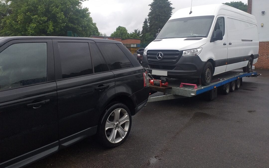 Accident Van Recovery & Transport in Swindon, Wiltshire: 07400119207