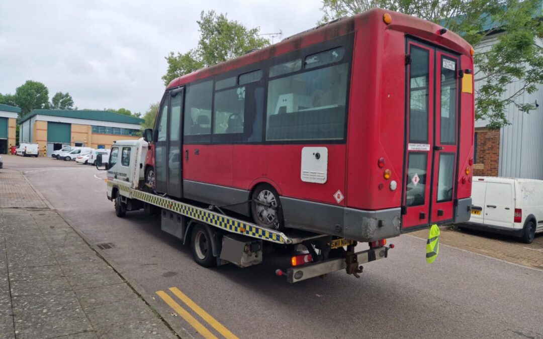 Transport & Towing Service Swindon: 07400119207