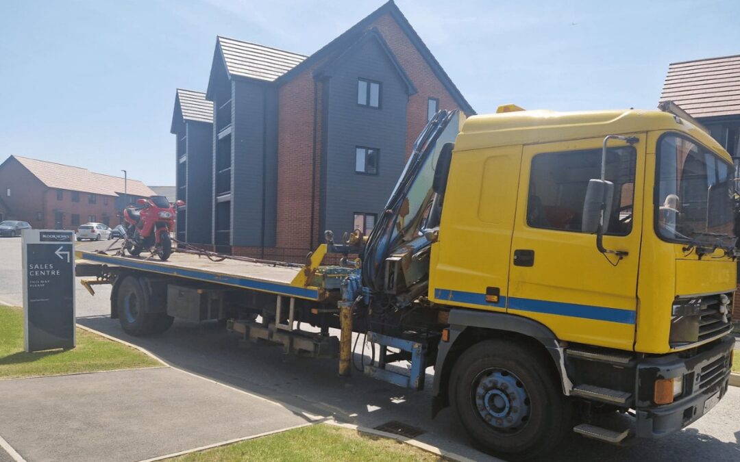 Motorbike Transport Service Newbury, Berkshire: 07400119207