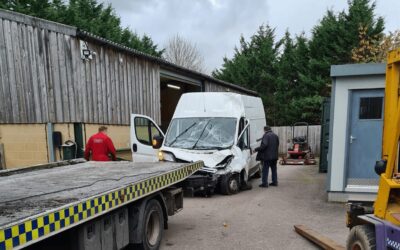 Newbury Van Accident & Transport in Berkshire: 07400119207
