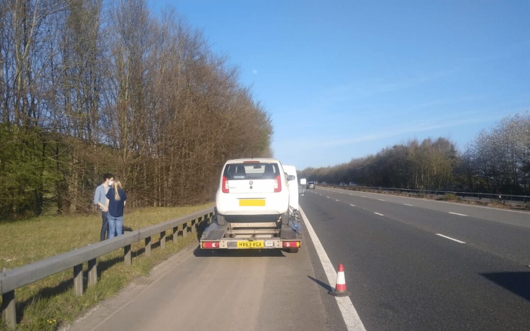 Car Recovery Service Near Swindon: 07400119207