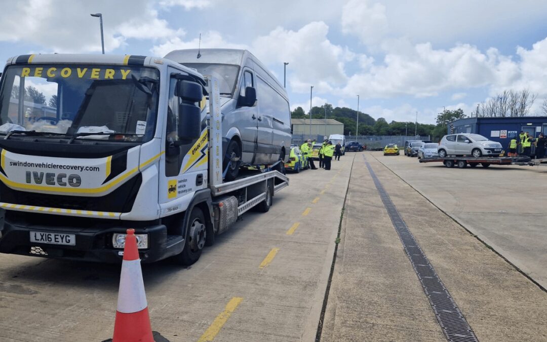 24/7 Van Recovery Chippenham, Wiltshire: 07400119207