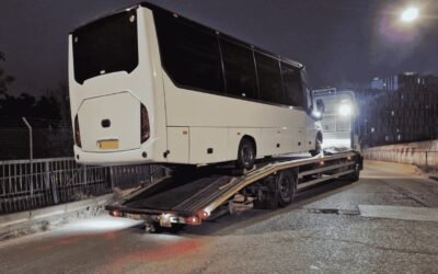 Bus Roadside Transport Service in Chippenham: 07400119207