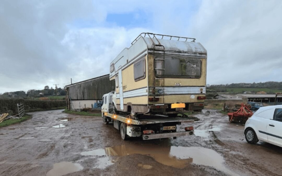 Chippenham Caravan Transport Service Wiltshire: 07400119207
